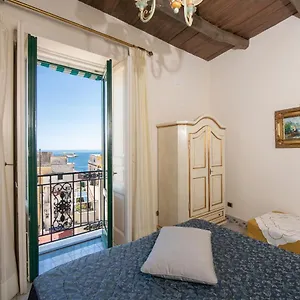 Residenza Del Duca Rooms&apartments Affittacamere