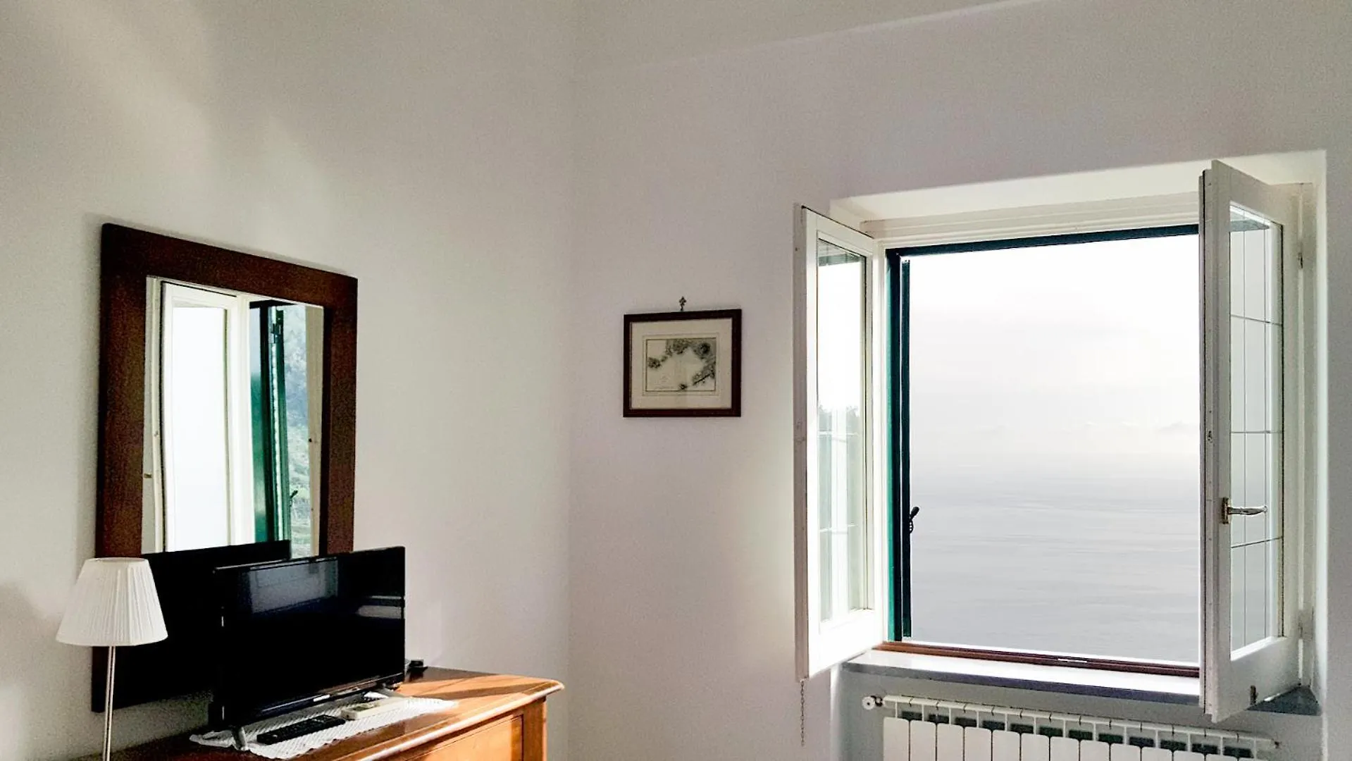 Aparthotel Al Poggio Antico Amalfi 2*,
